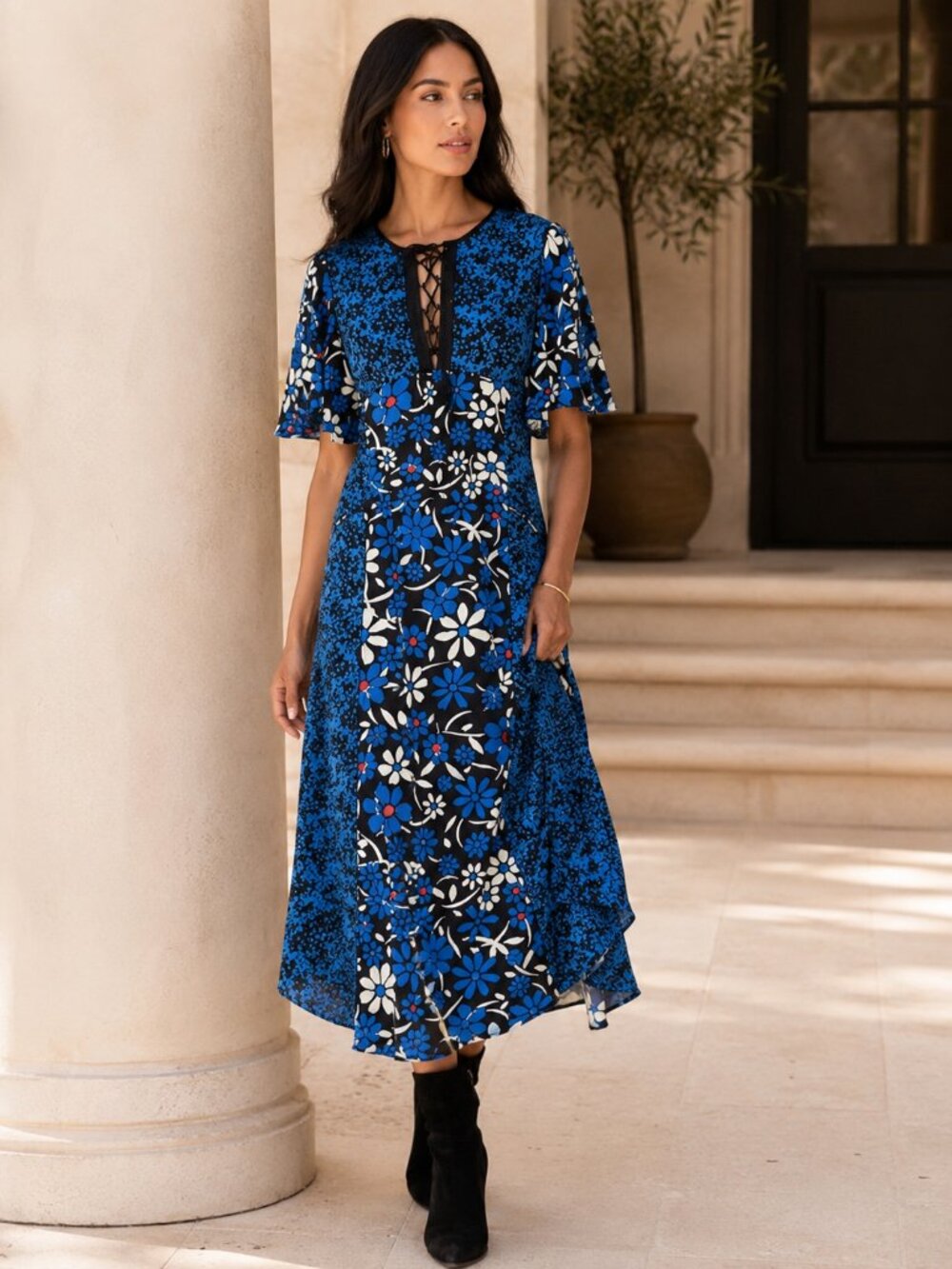 WALTER BAKER Blue Floral Midi Dress Lace-Up Neck Flutter Sleeve Boho Chic Retro